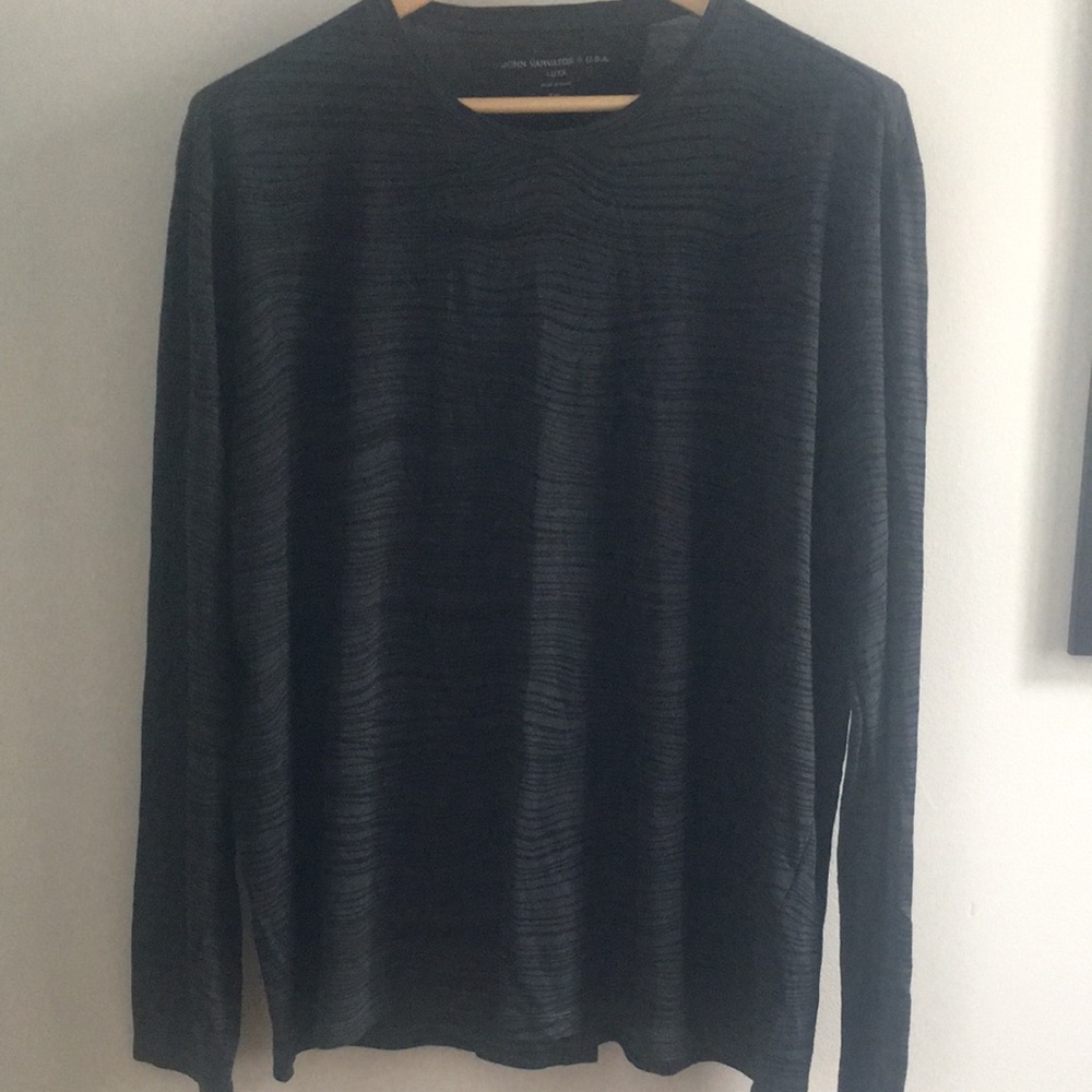 John Varvatos. Men’s long sleeve tee shirt XXL.